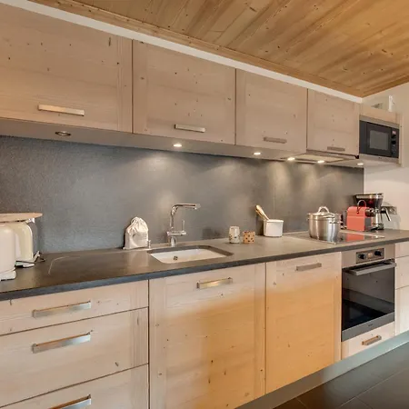 De Standing, 3 Chambres, Balcon Sud, Centre De Val-d'isère, Proche Pistes Et Commerces - Fr-1-694-307 Appartement